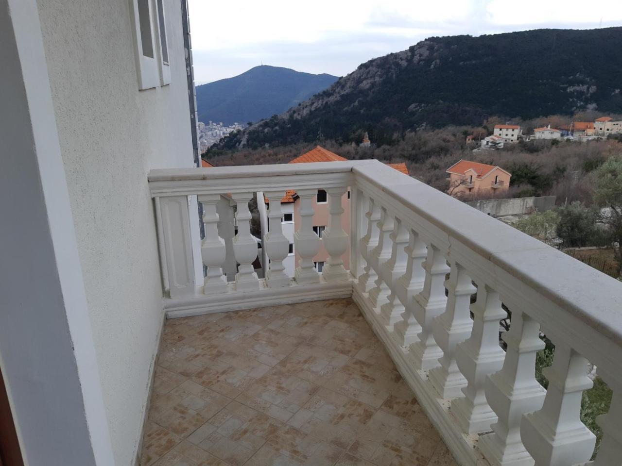 Vila Oaza Markovici Budva Luaran gambar