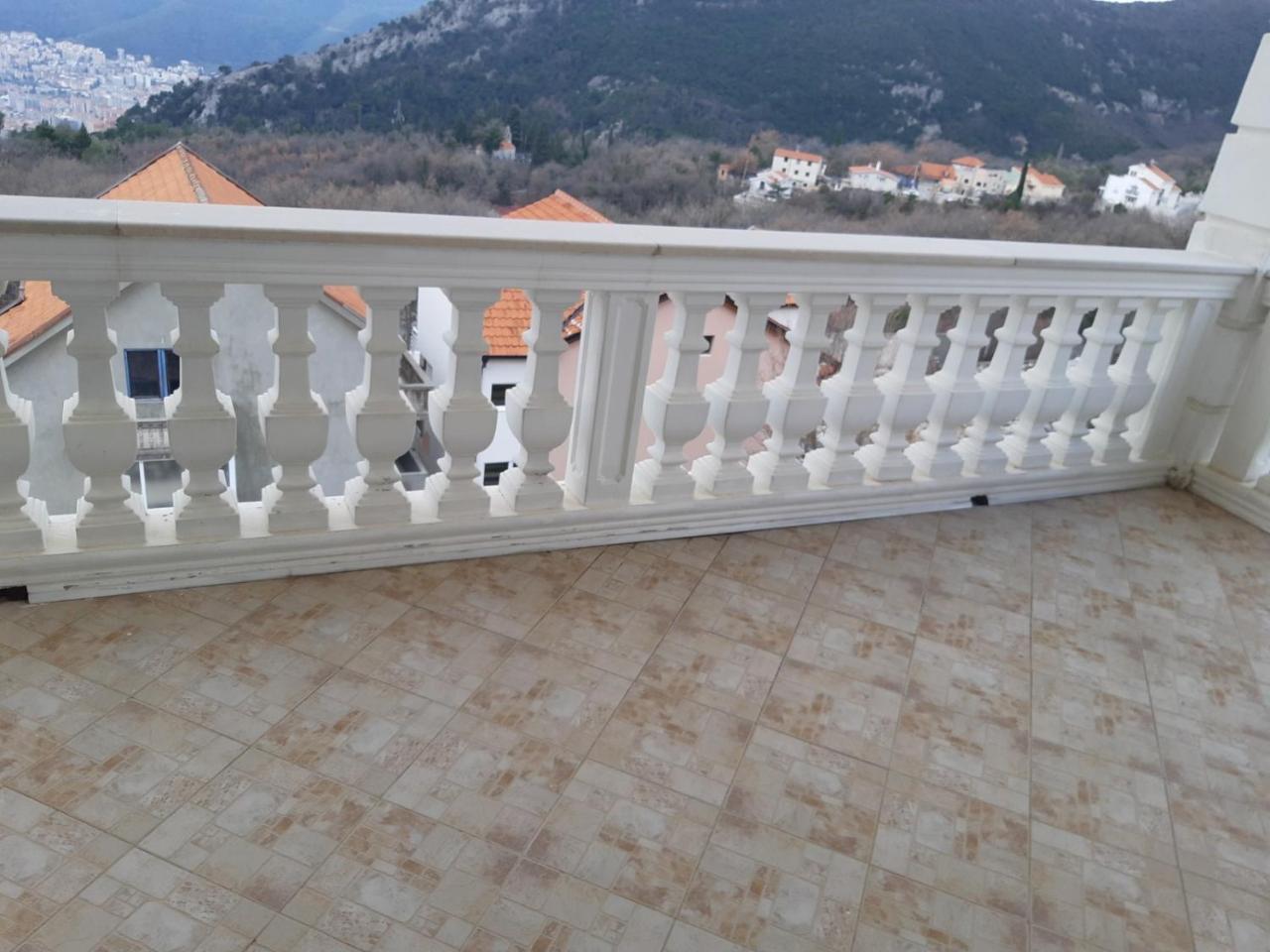 Vila Oaza Markovici Budva Luaran gambar